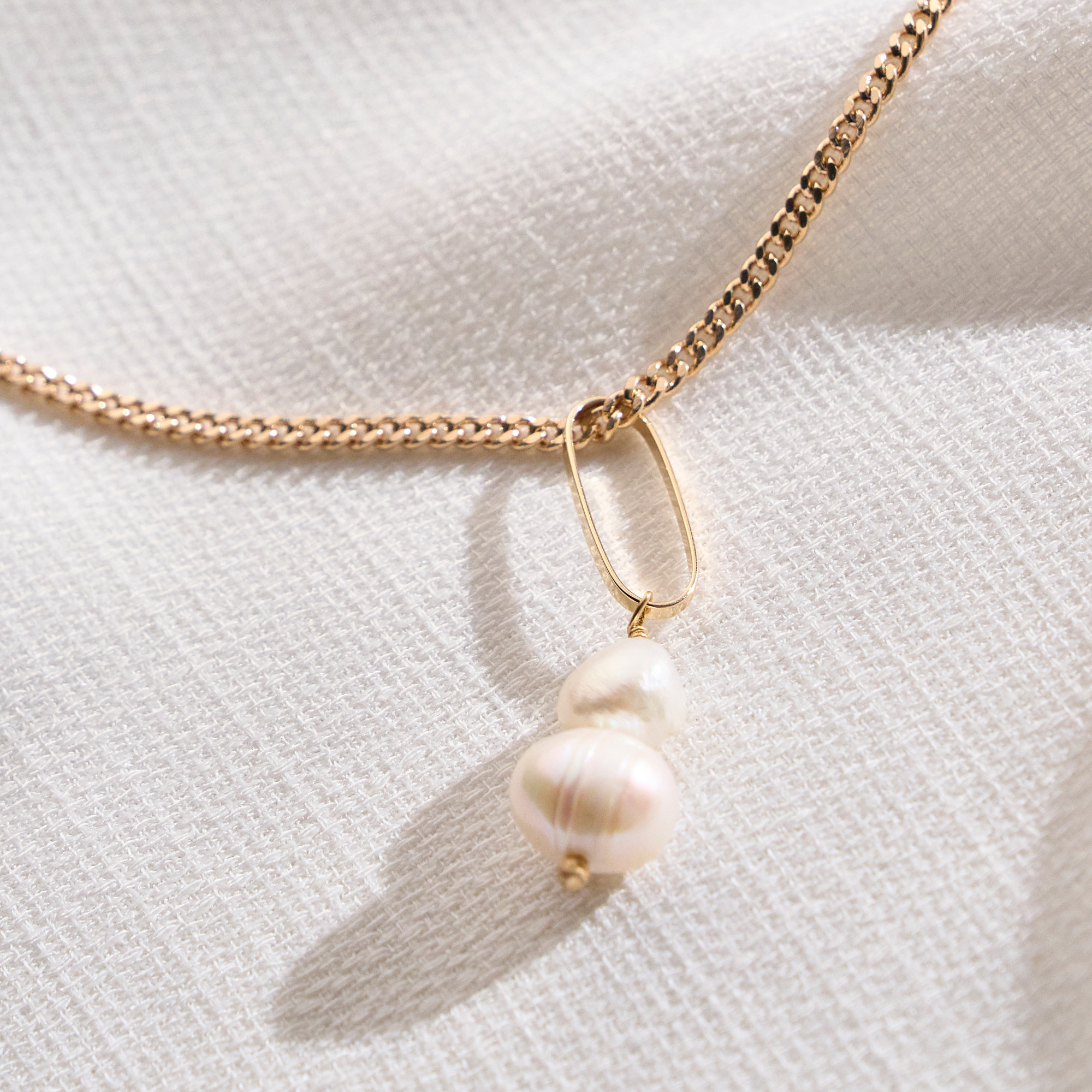 Colar Bártira Banho Ouro 18k