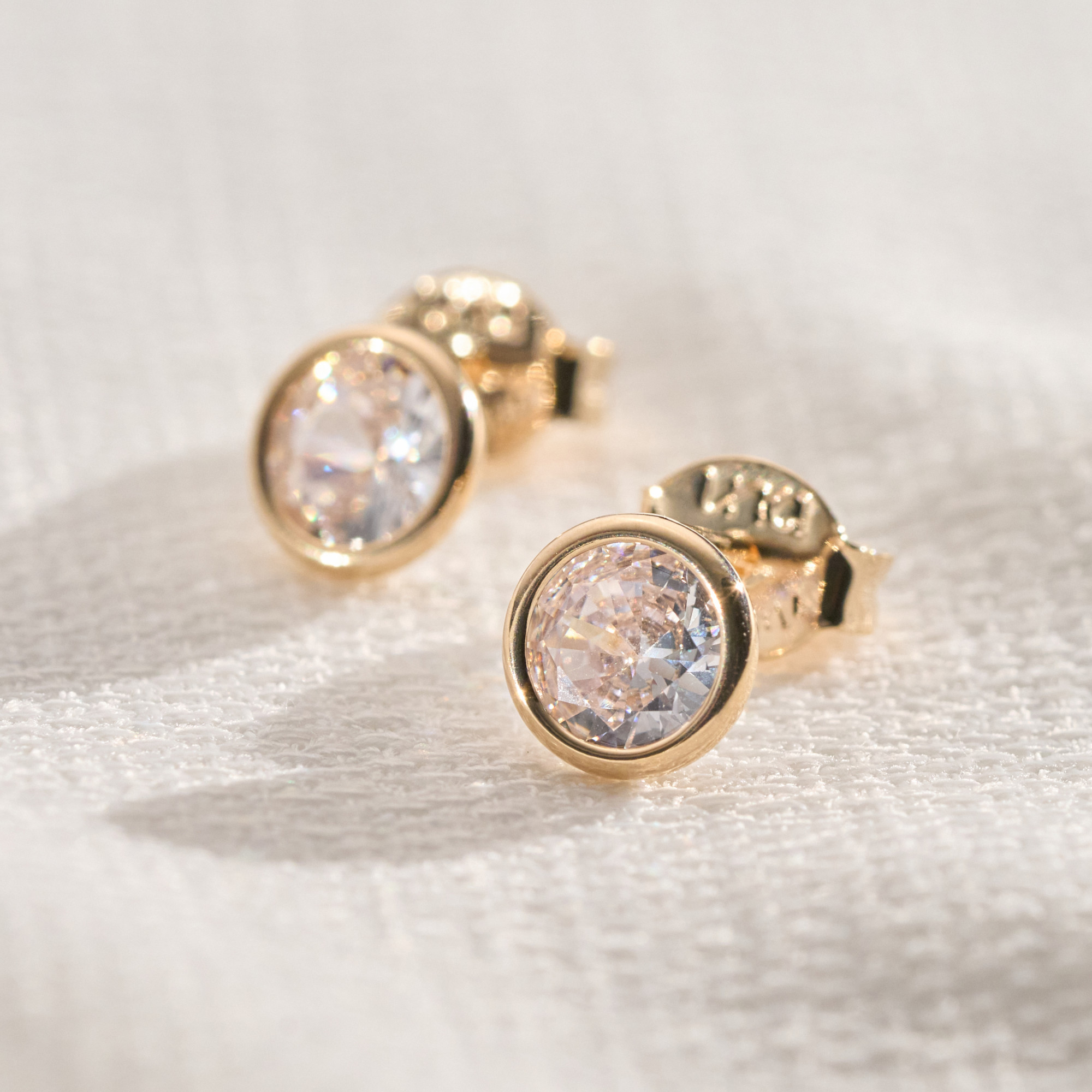 Brinco Arwen Banho Ouro 18k