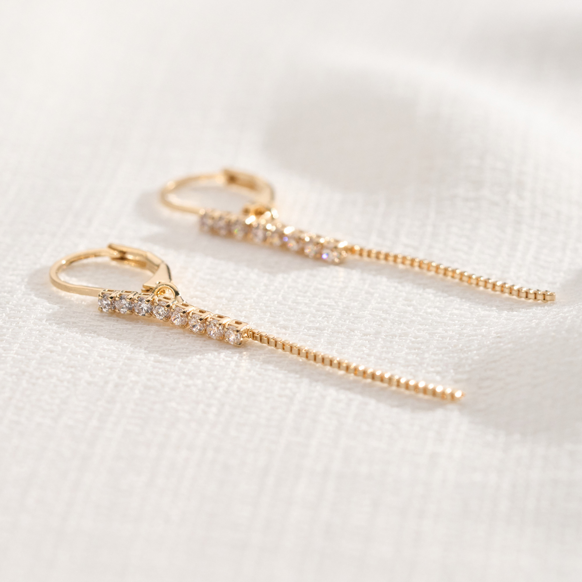 Brinco Judite Banho Ouro 18k