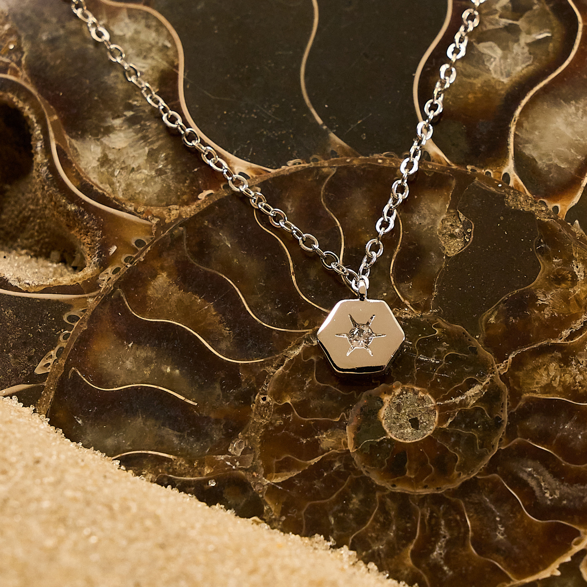 Colar Naina Banho Ródio Branco