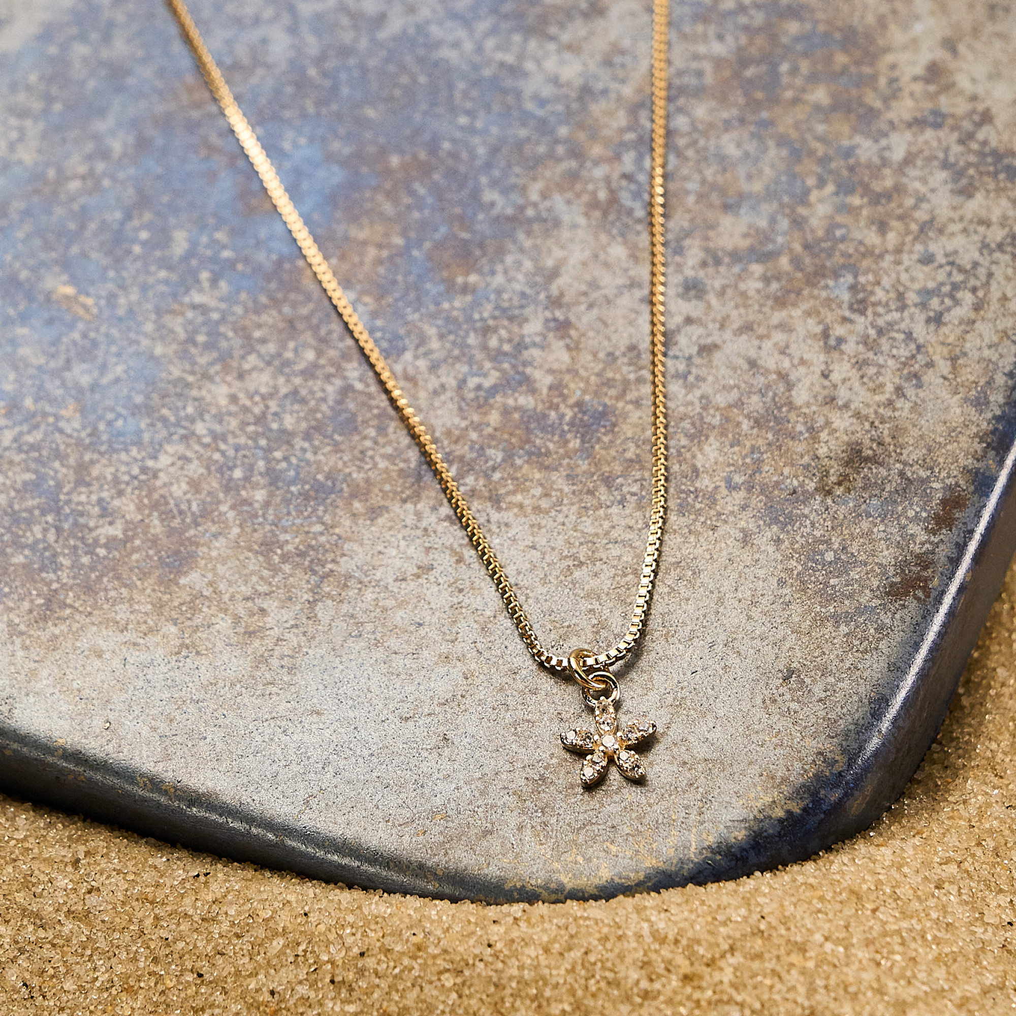 Colar Gedes Banho Ouro 18k