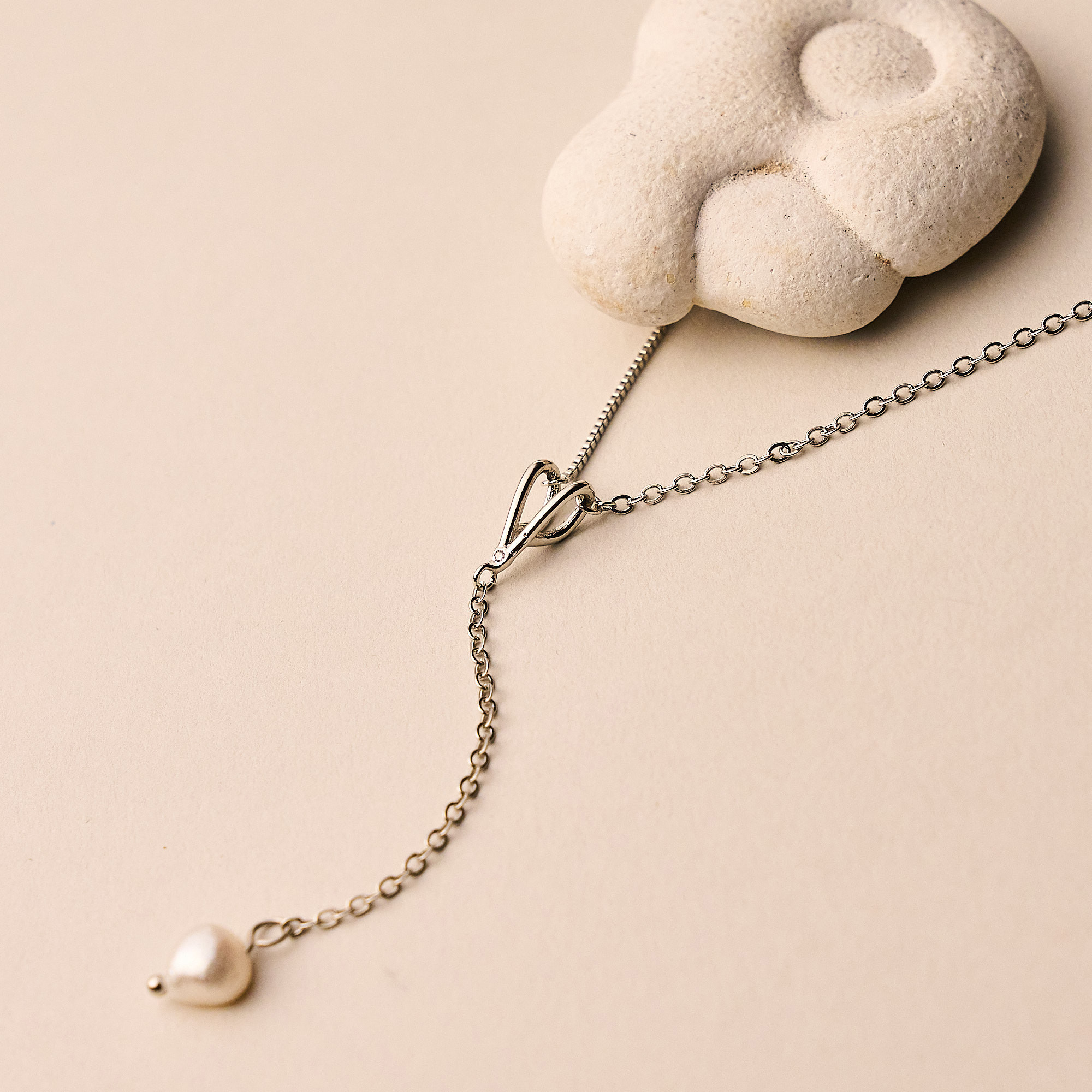 Colar Alicce Banho Ródio Branco