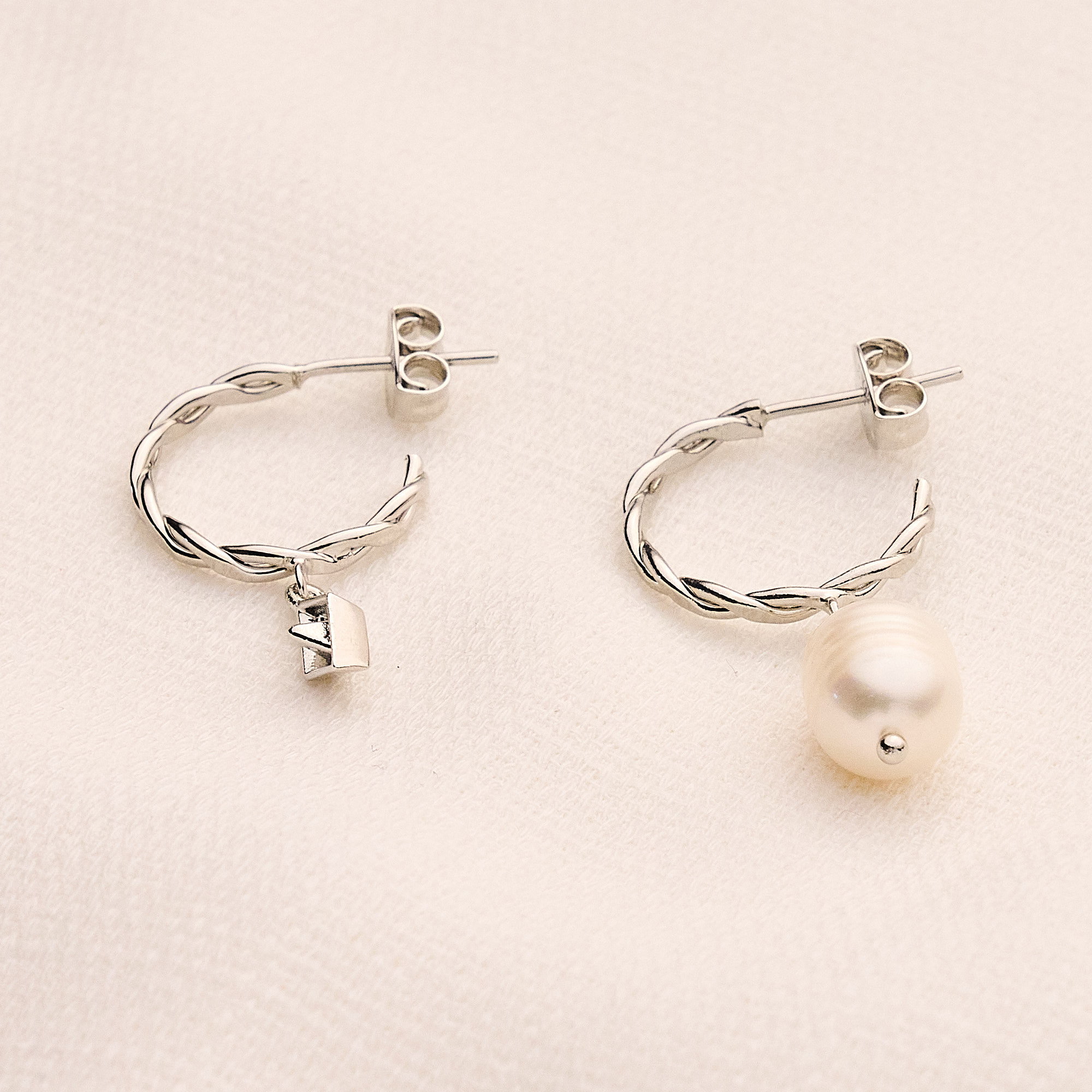 Brinco Gaya Banho Ródio Branco