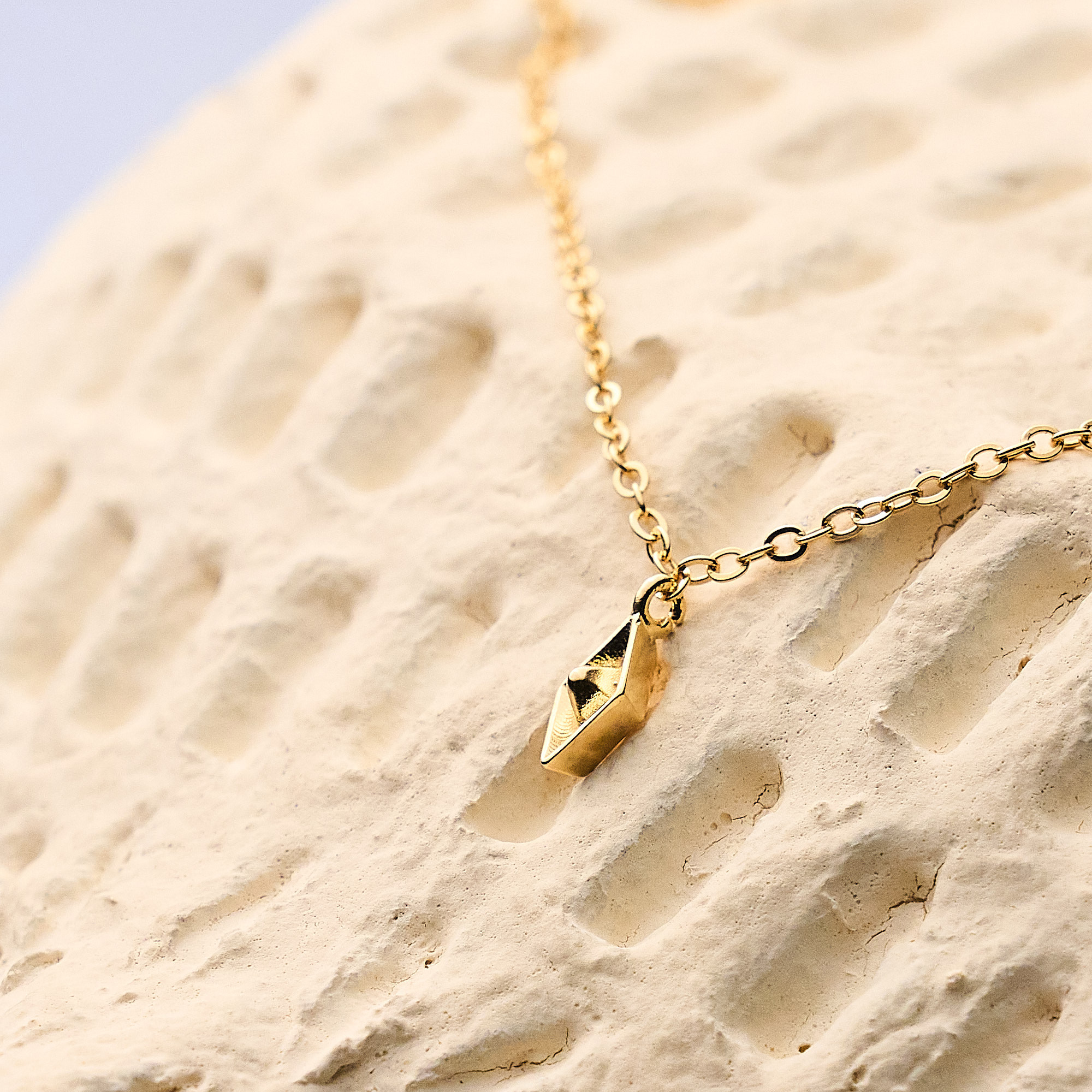 Colar Celeste Banho Ouro 18k