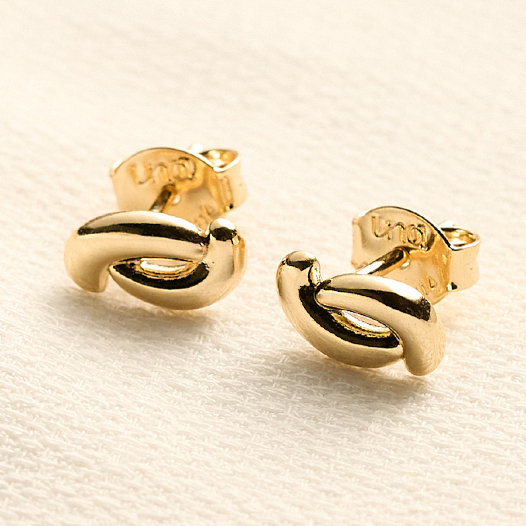 Brinco Mirian Banho Ouro 18k