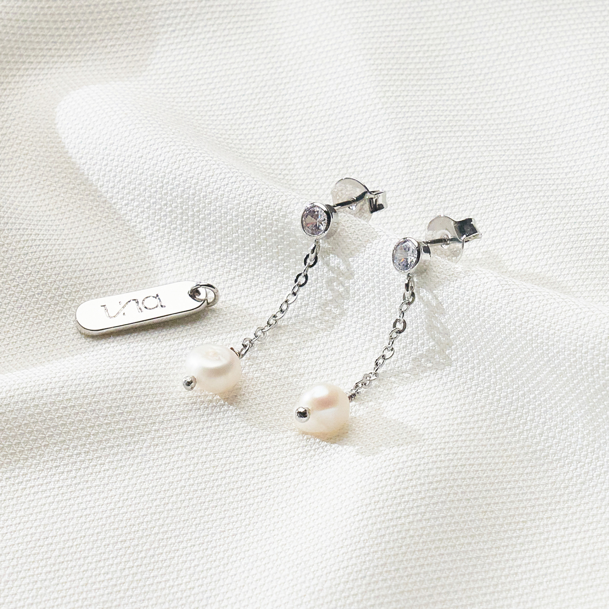 Brinco Paola Banho Ródio Branco