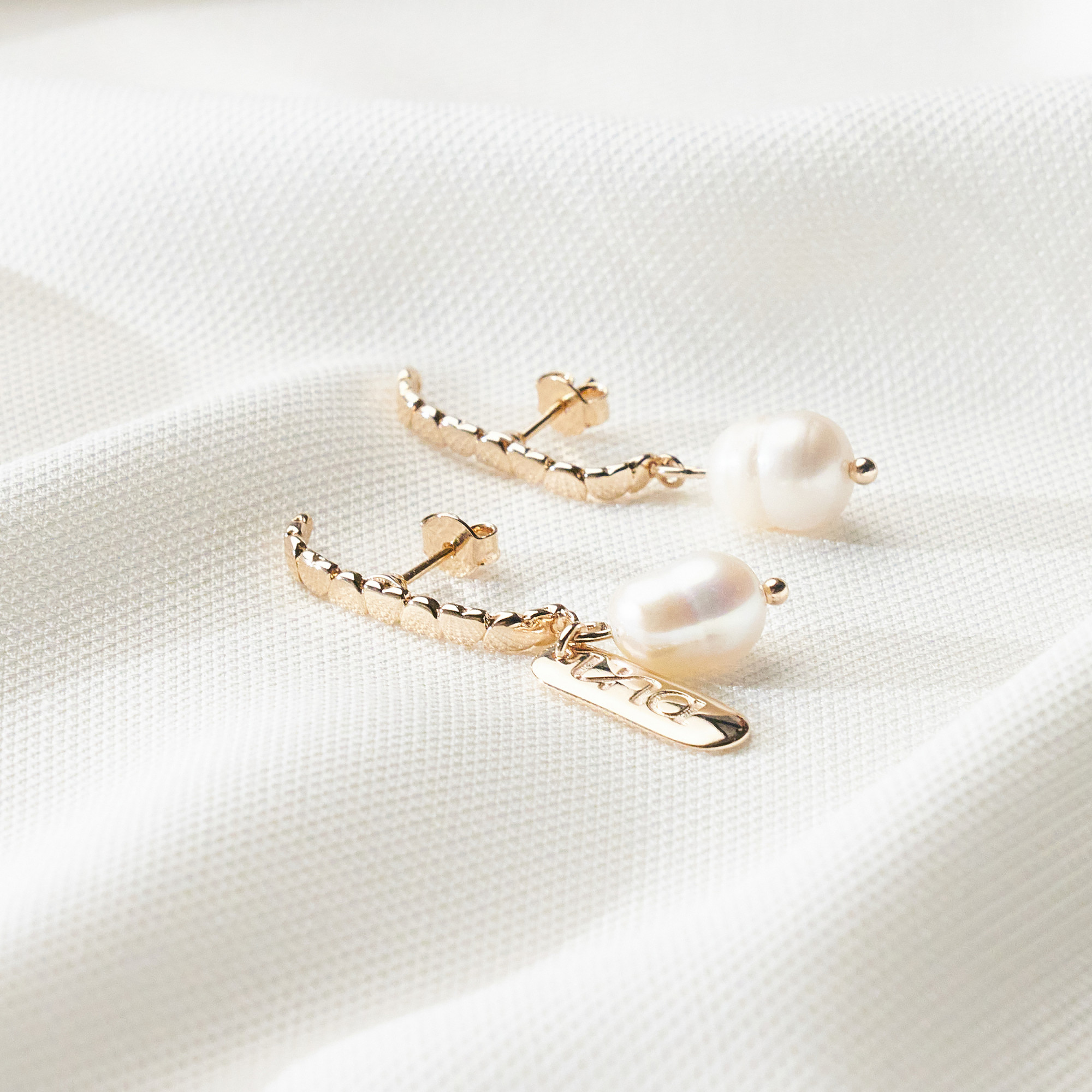 Brinco Sabrina Ouro 18k