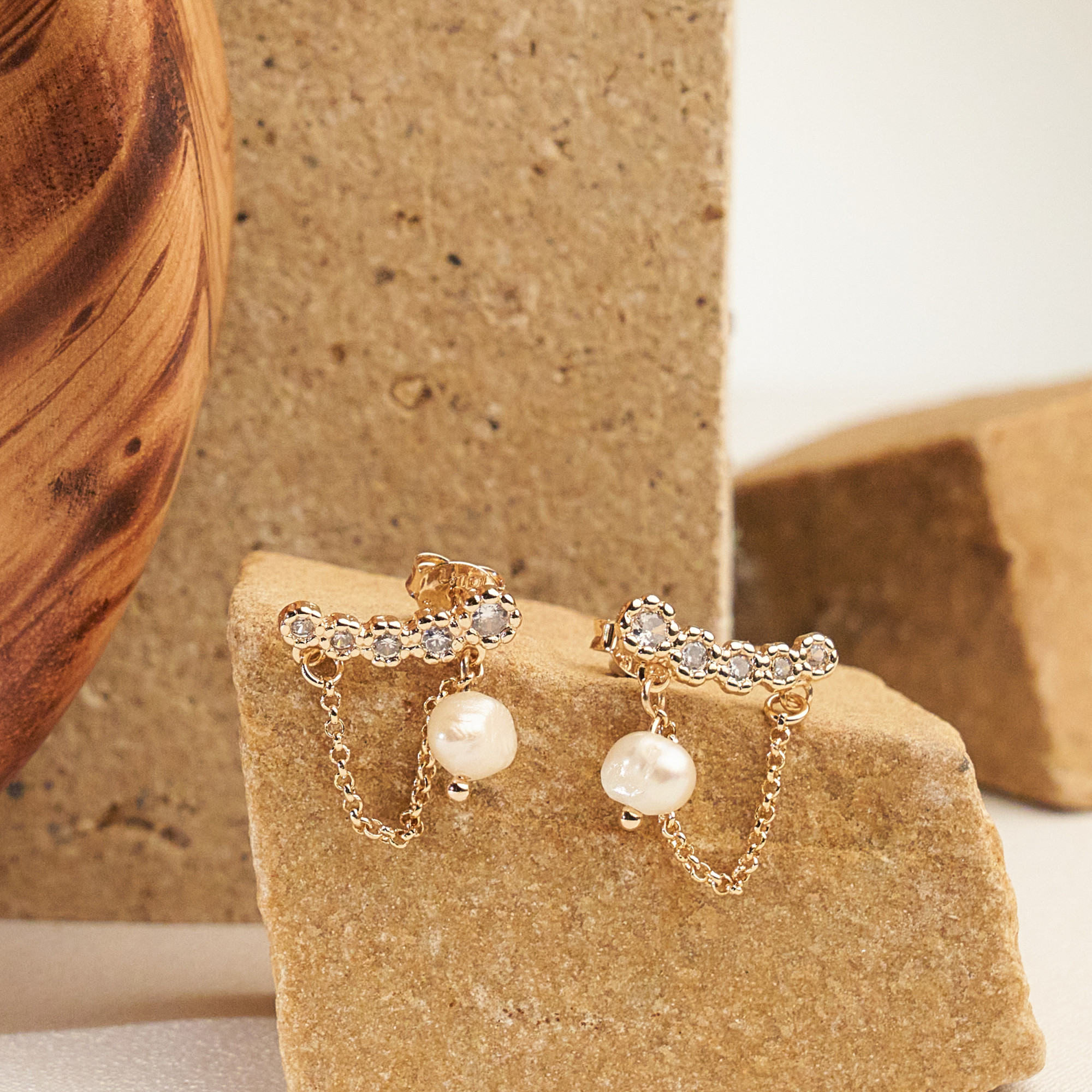 Brinco Judy Banho Ouro 18k