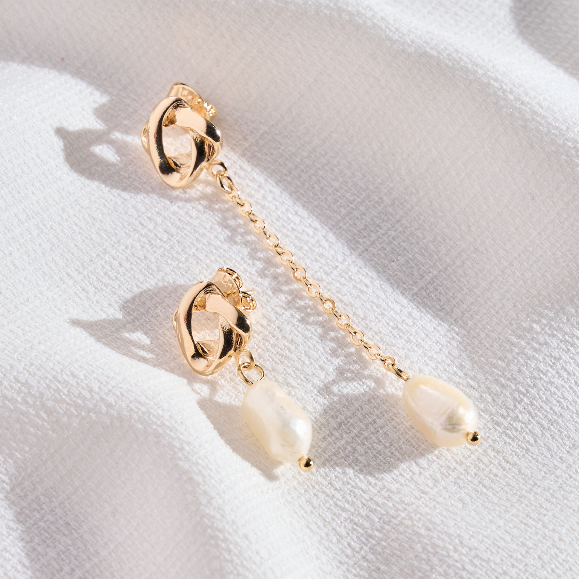 Brinco Dara Banho Ouro 18k