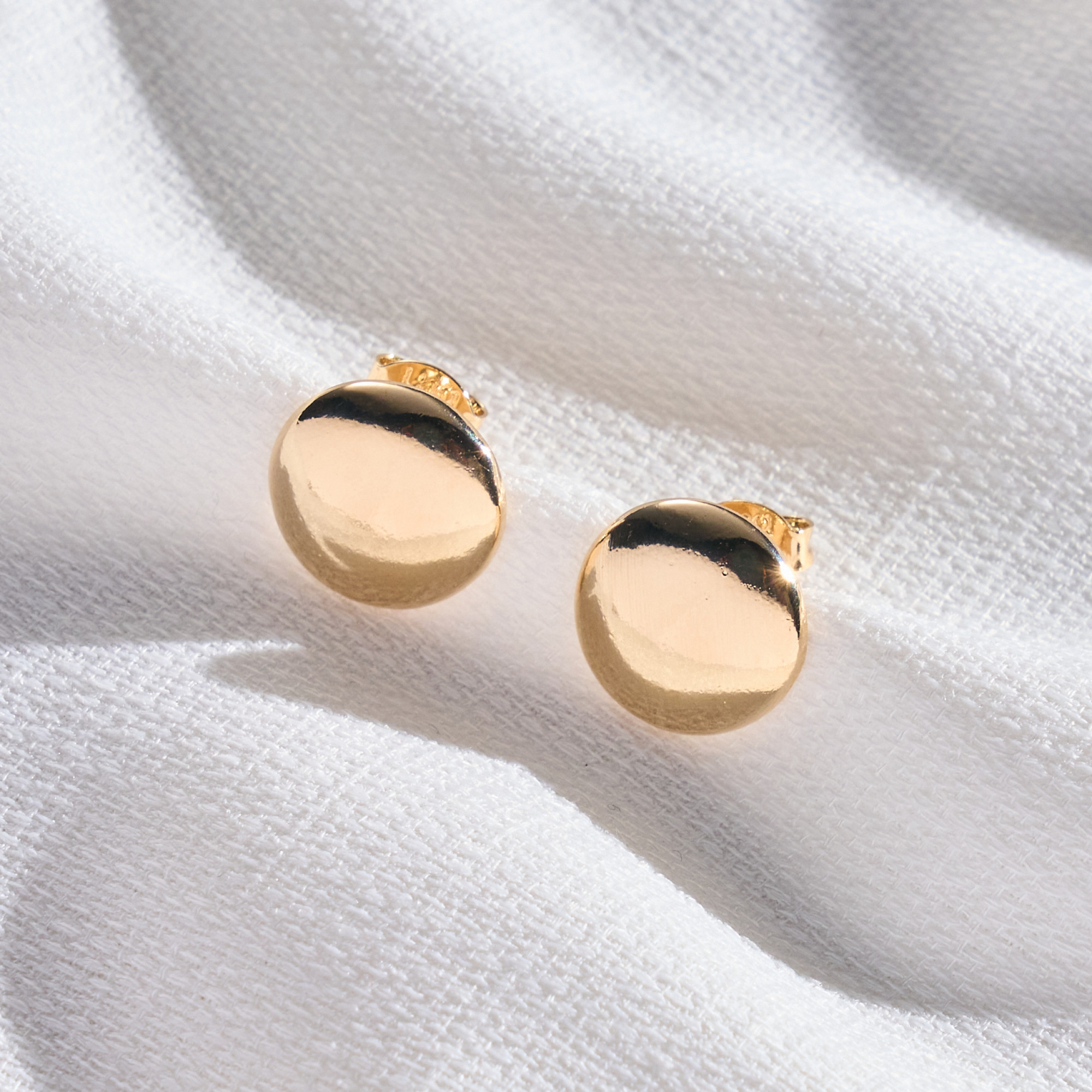 Brinco Thaisy Banho Ouro 18k