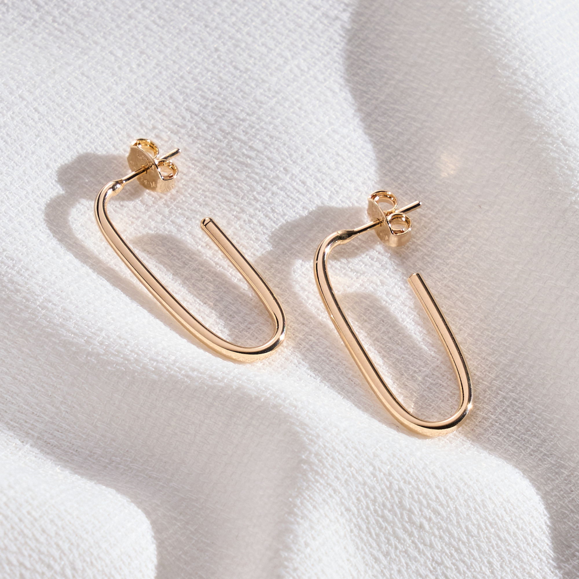 Brinco Lucilia Banho Ouro 18k