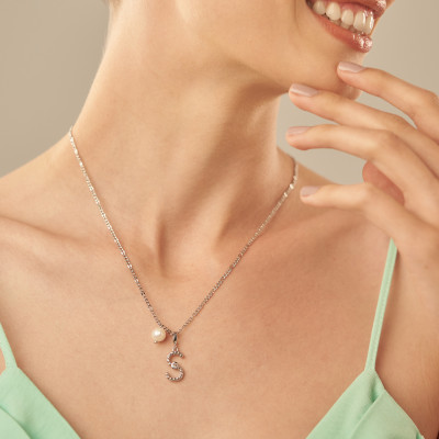 Pingente Dasha S Banho Ródio Branco