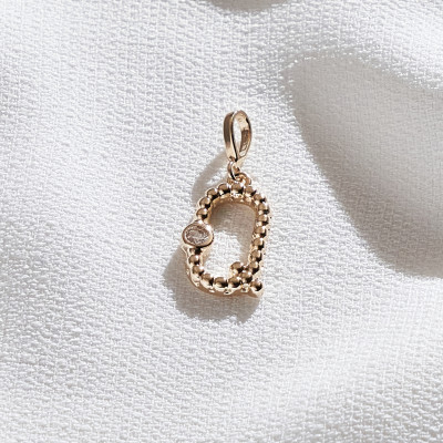 Pingente Dasha Q Banho Ouro 18k