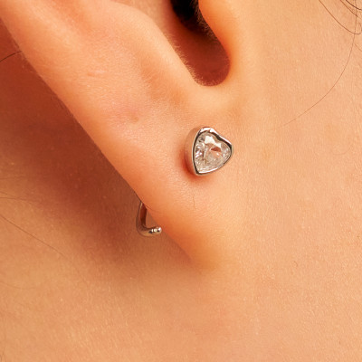 Brinco Saeron Banho Ródio Branco