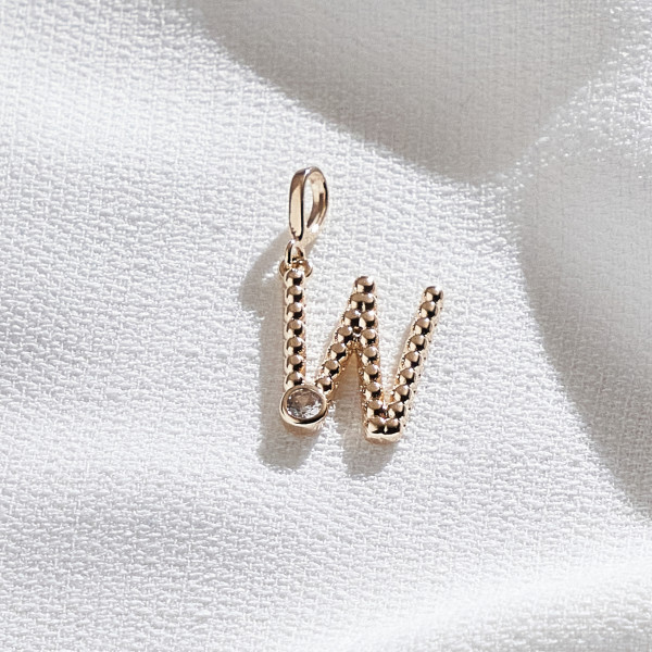 Pingente Dasha W Banho Ouro 18k