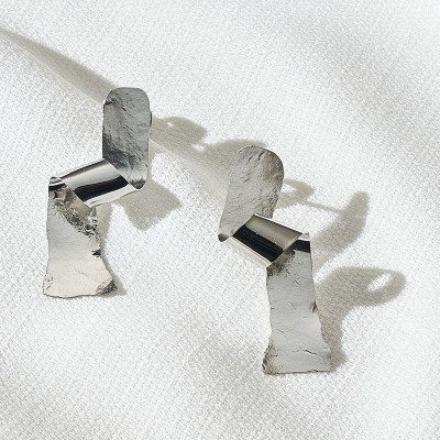 Brinco Vivian Banho Ródio Branco